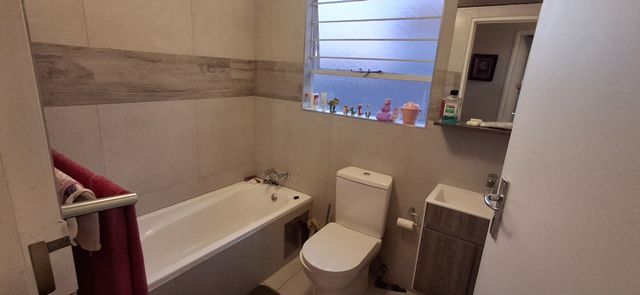 To Let 3 Bedroom Property for Rent in Weltevreden Park Gauteng