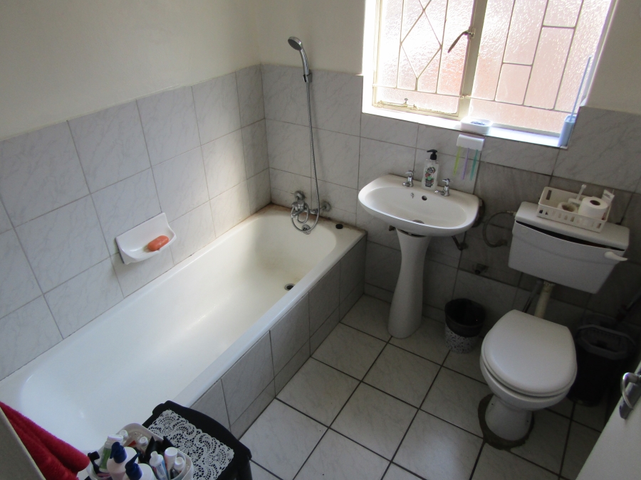 3 Bedroom Property for Sale in Turf Club Gauteng