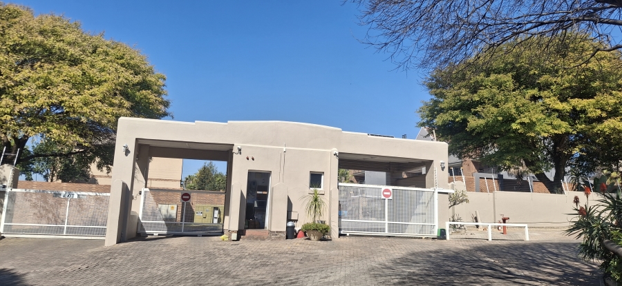 2 Bedroom Property for Sale in Sonneglans Gauteng