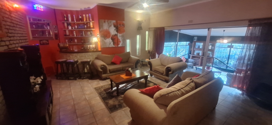 4 Bedroom Property for Sale in Breaunanda Gauteng
