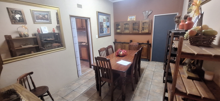 4 Bedroom Property for Sale in Breaunanda Gauteng