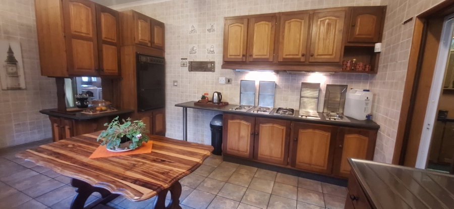 4 Bedroom Property for Sale in Breaunanda Gauteng