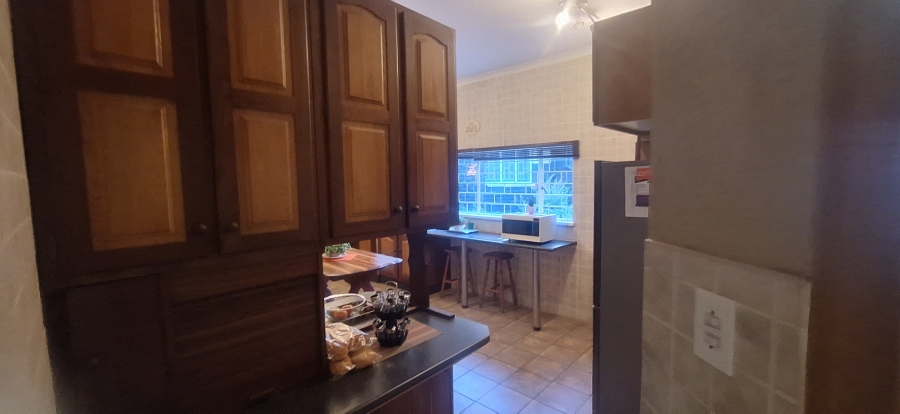 4 Bedroom Property for Sale in Breaunanda Gauteng