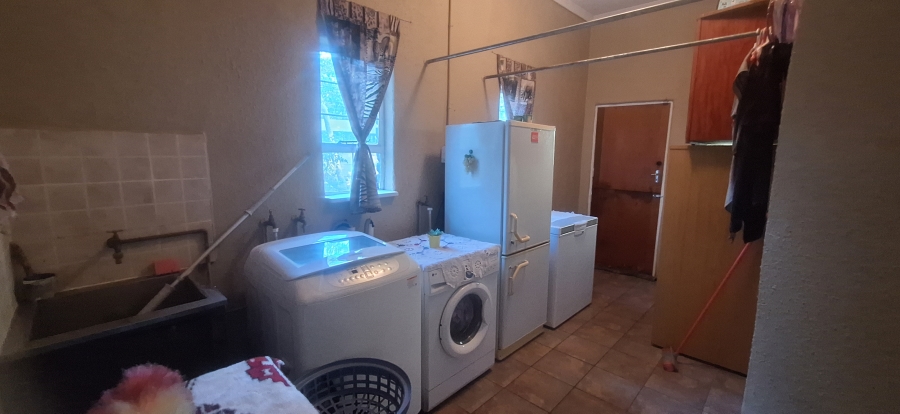 4 Bedroom Property for Sale in Breaunanda Gauteng