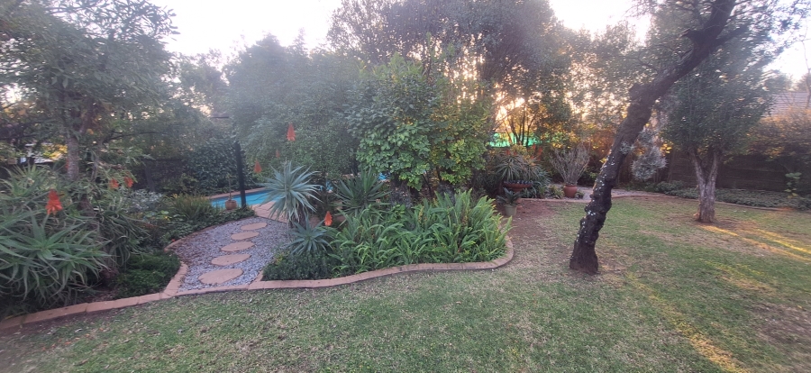 4 Bedroom Property for Sale in Breaunanda Gauteng