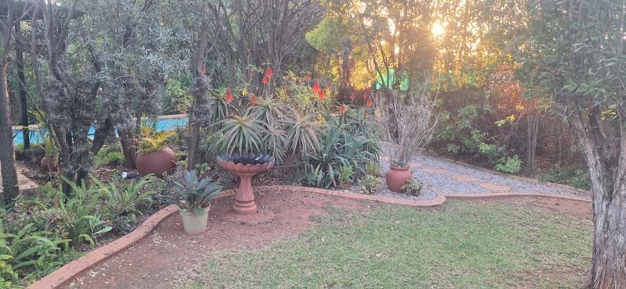 4 Bedroom Property for Sale in Breaunanda Gauteng