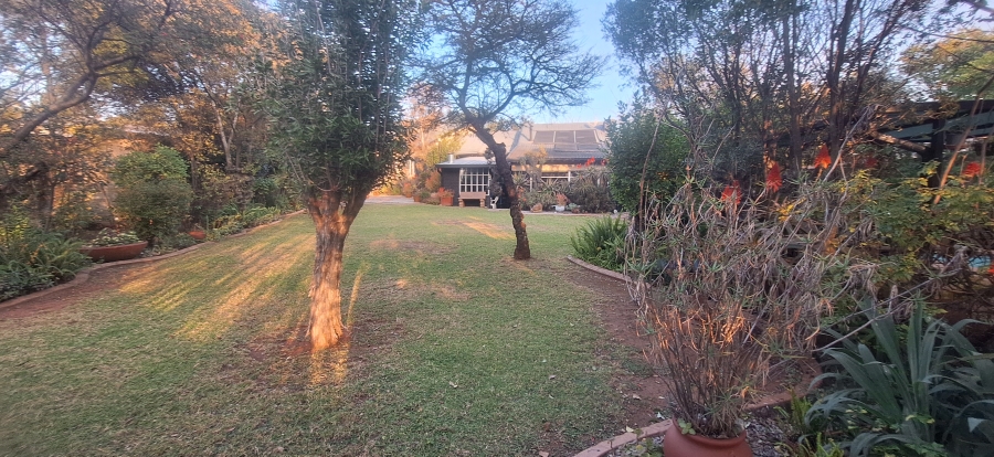 4 Bedroom Property for Sale in Breaunanda Gauteng