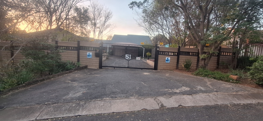 4 Bedroom Property for Sale in Breaunanda Gauteng