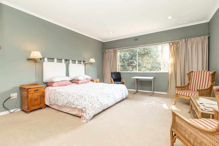 To Let 4 Bedroom Property for Rent in Sandown Gauteng