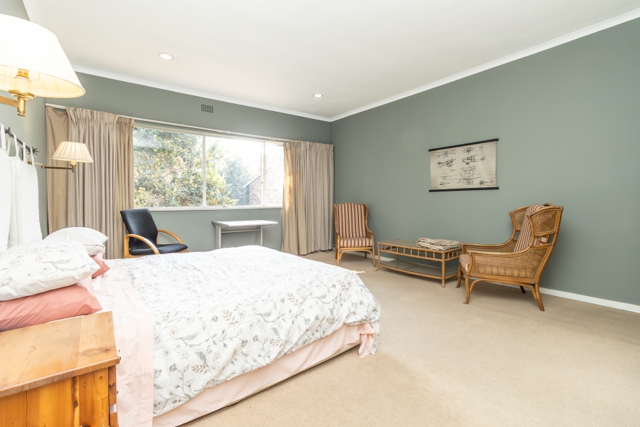 To Let 4 Bedroom Property for Rent in Sandown Gauteng