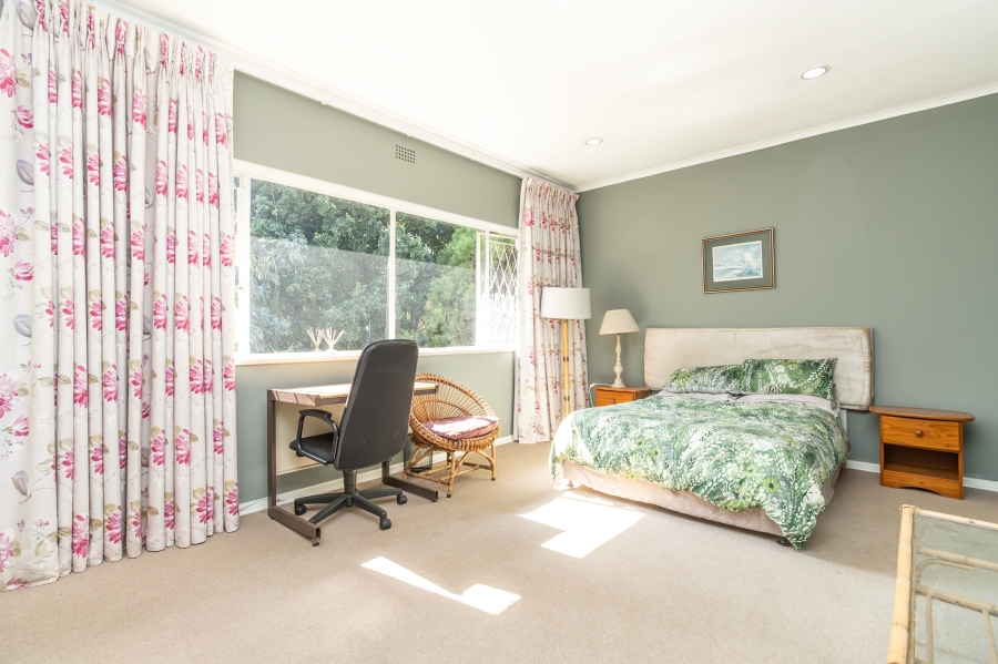 To Let 4 Bedroom Property for Rent in Sandown Gauteng