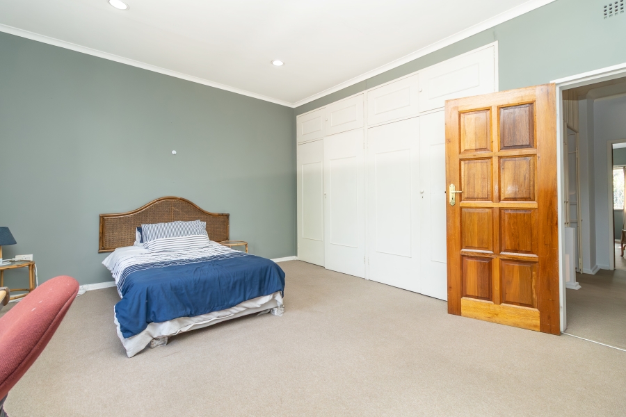 To Let 4 Bedroom Property for Rent in Sandown Gauteng