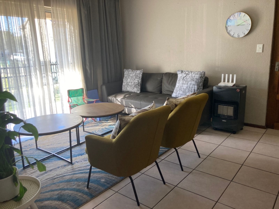 2 Bedroom Property for Sale in Willowbrook Gauteng