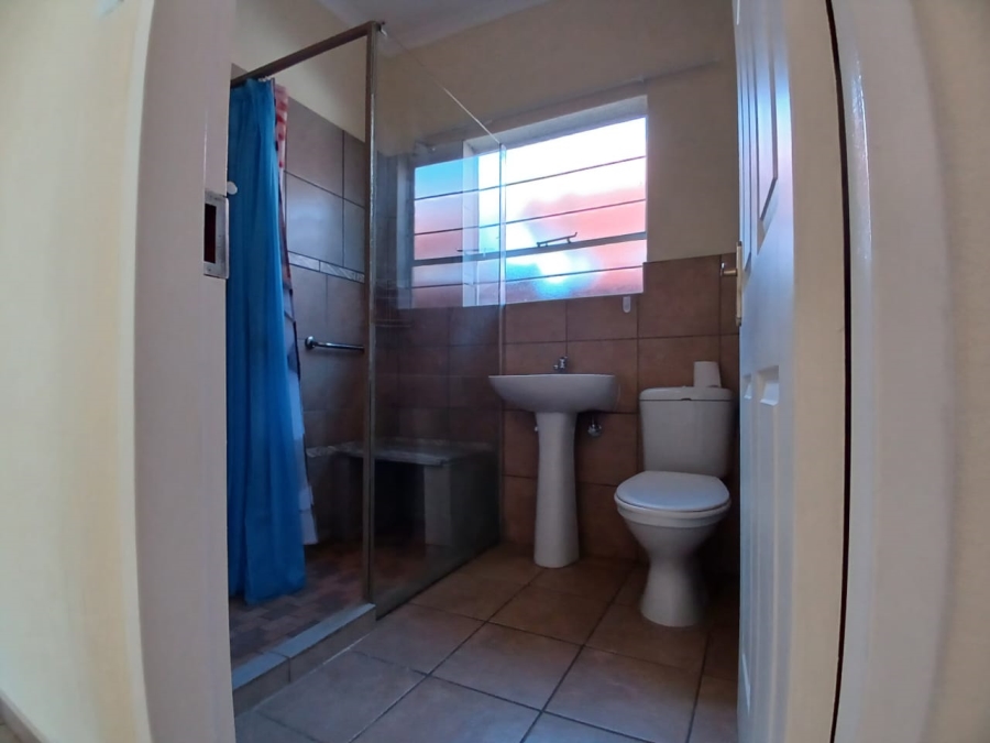 2 Bedroom Property for Sale in Greenhills Gauteng