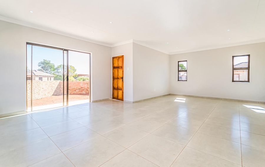 3 Bedroom Property for Sale in Westonaria Gauteng