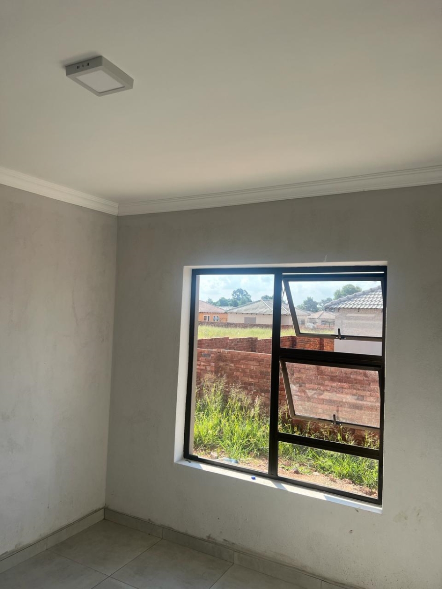 3 Bedroom Property for Sale in Westonaria Gauteng