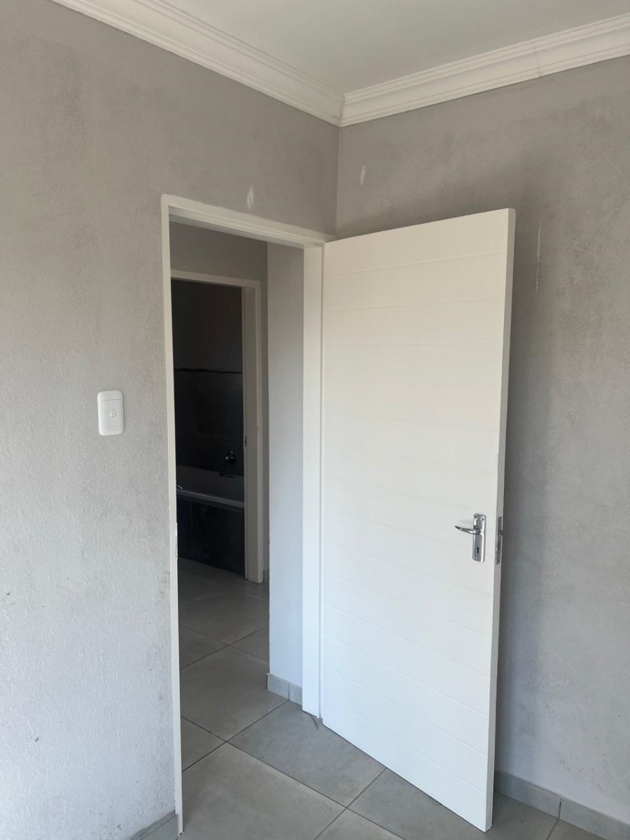 3 Bedroom Property for Sale in Westonaria Gauteng