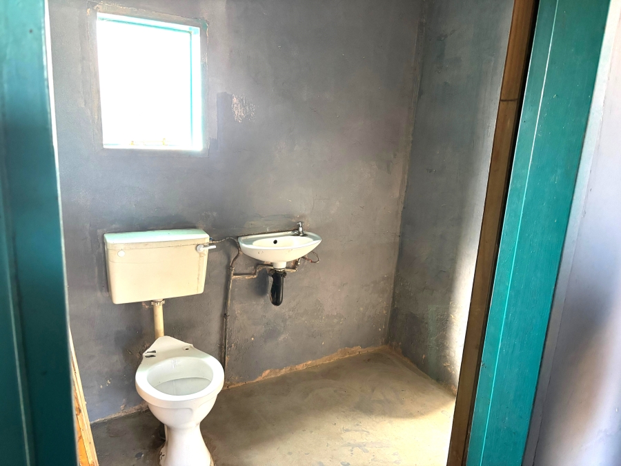 2 Bedroom Property for Sale in Thintwa Village Gauteng