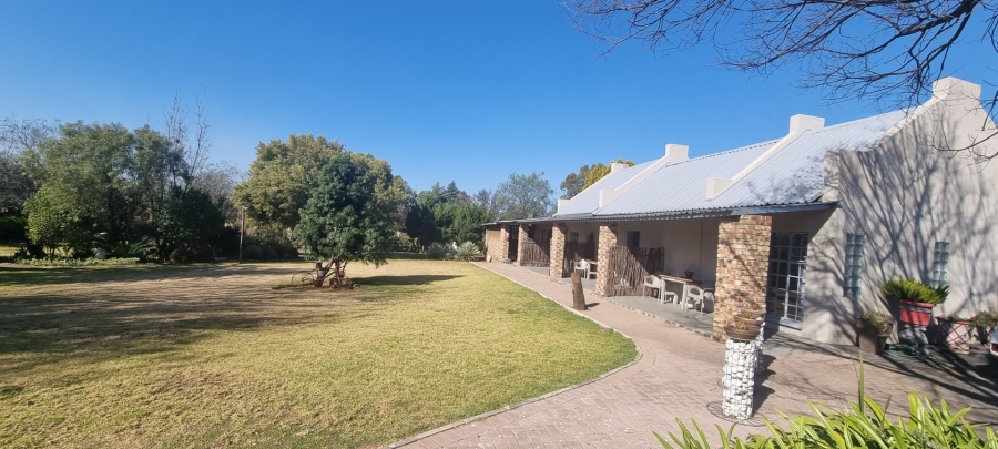 Commercial Property for Sale in Valley Settlements A H Gauteng