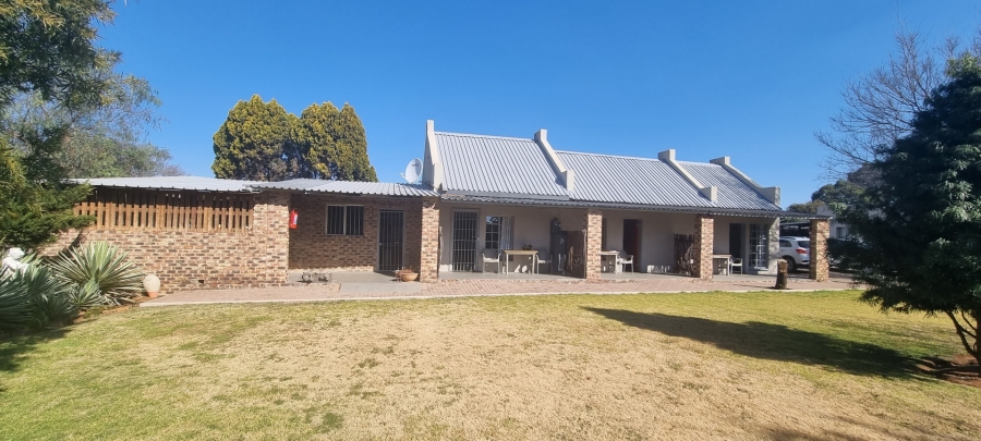Commercial Property for Sale in Valley Settlements A H Gauteng