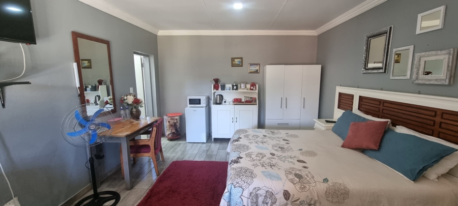 Commercial Property for Sale in Valley Settlements A H Gauteng