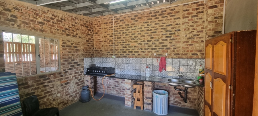 Commercial Property for Sale in Valley Settlements A H Gauteng