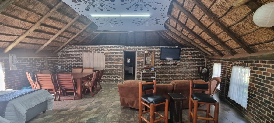Commercial Property for Sale in Valley Settlements A H Gauteng