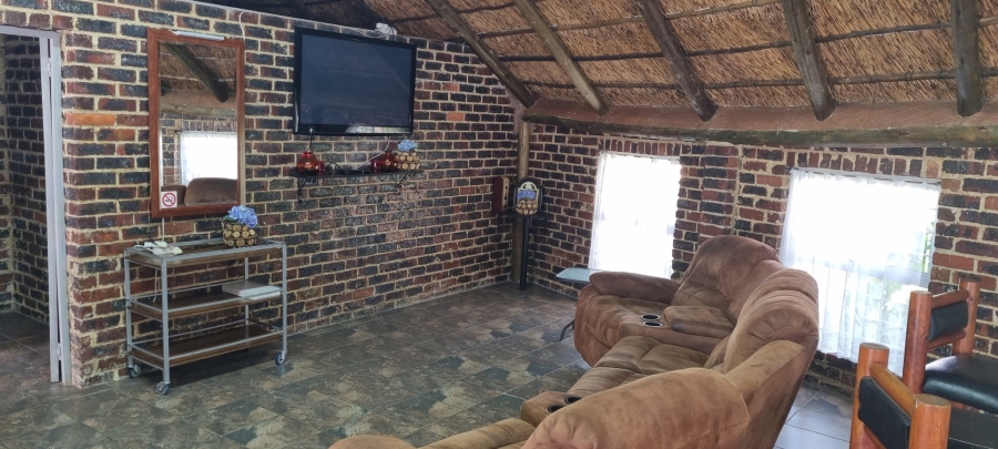 Commercial Property for Sale in Valley Settlements A H Gauteng