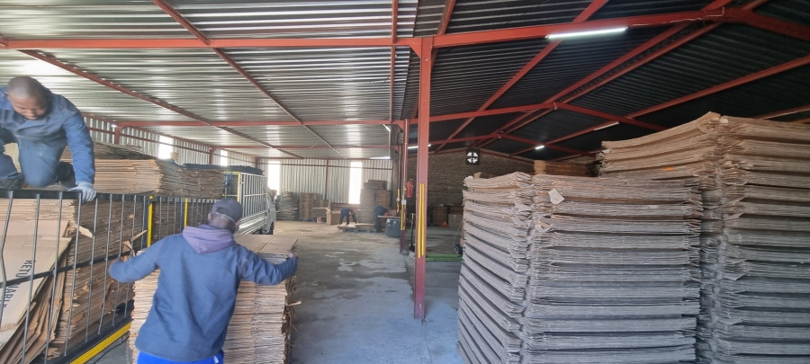 Commercial Property for Sale in Valley Settlements A H Gauteng