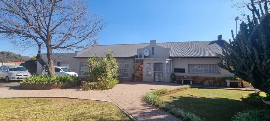 Commercial Property for Sale in Valley Settlements A H Gauteng