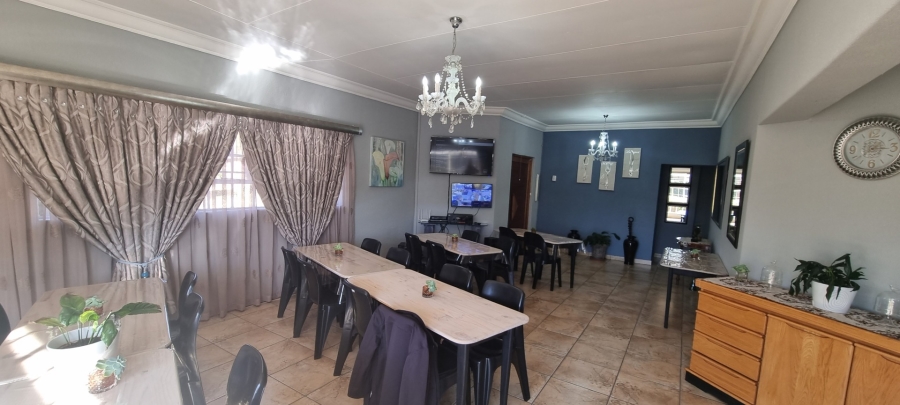 Commercial Property for Sale in Valley Settlements A H Gauteng