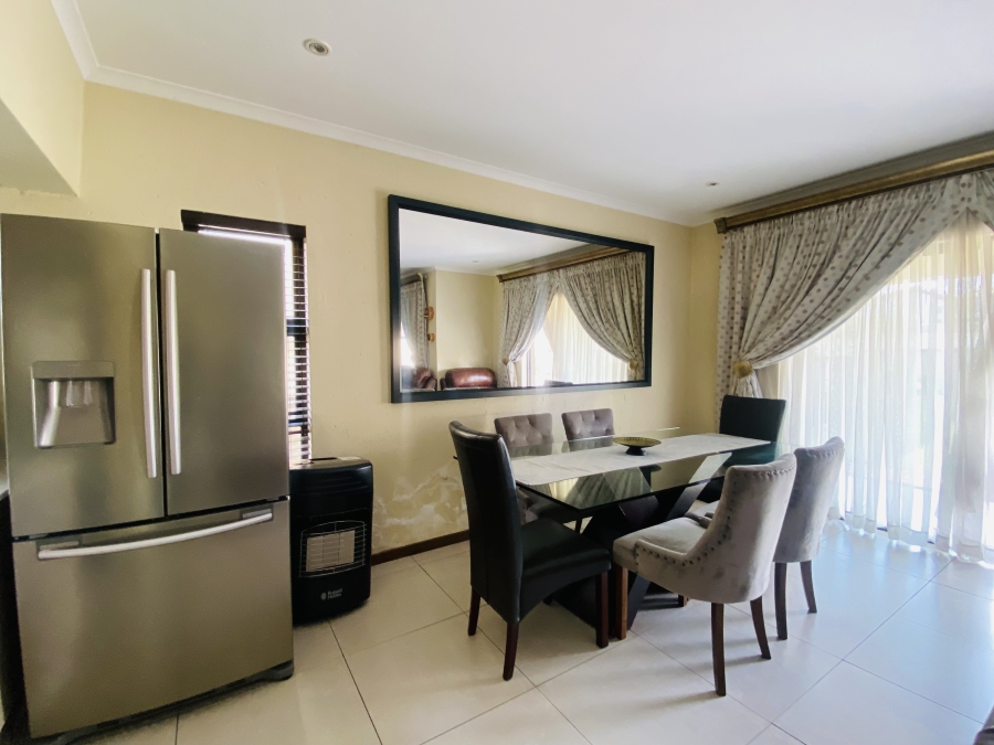 3 Bedroom Property for Sale in Helderwyk Gauteng