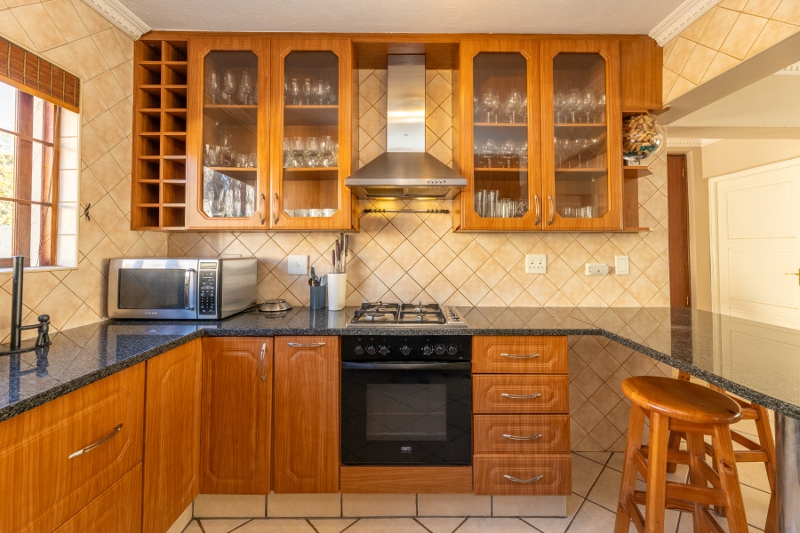 4 Bedroom Property for Sale in Broadacres Gauteng