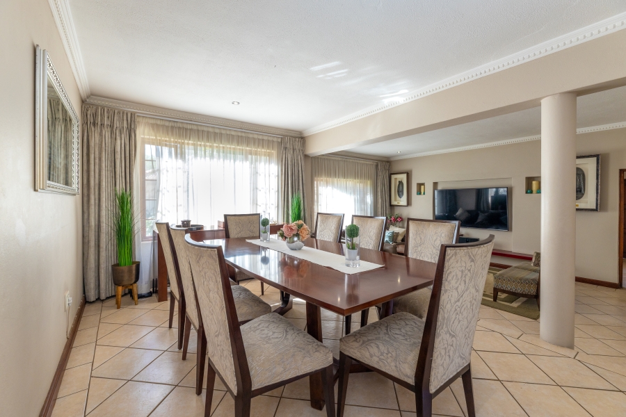 4 Bedroom Property for Sale in Broadacres Gauteng