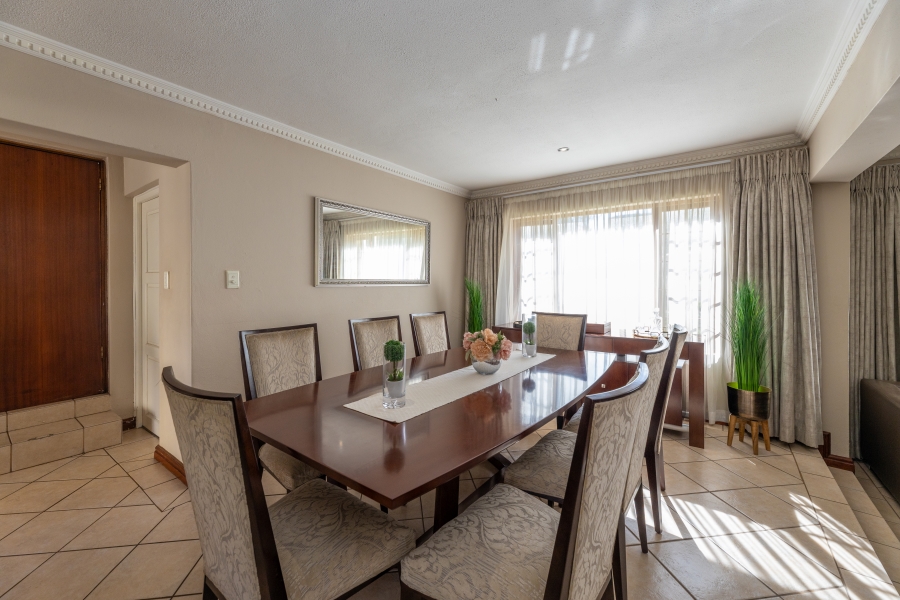 4 Bedroom Property for Sale in Broadacres Gauteng