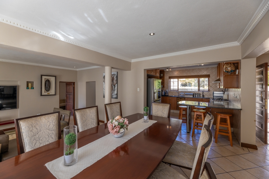4 Bedroom Property for Sale in Broadacres Gauteng