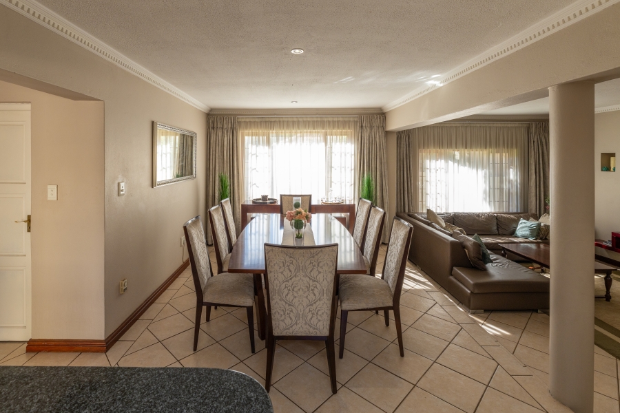 4 Bedroom Property for Sale in Broadacres Gauteng