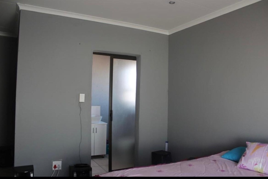 3 Bedroom Property for Sale in Westonaria Gauteng