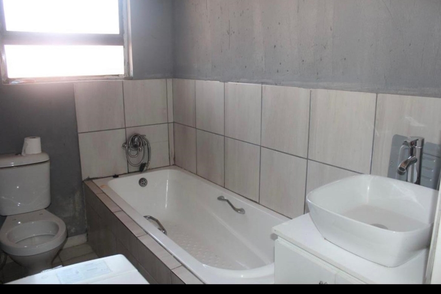 3 Bedroom Property for Sale in Westonaria Gauteng