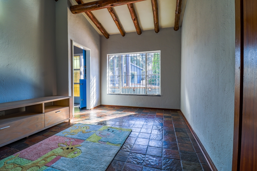 5 Bedroom Property for Sale in Doringkloof Gauteng