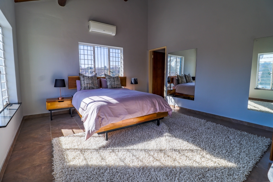 5 Bedroom Property for Sale in Doringkloof Gauteng