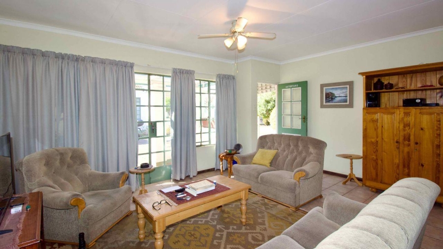 2 Bedroom Property for Sale in Die Hoewes Gauteng