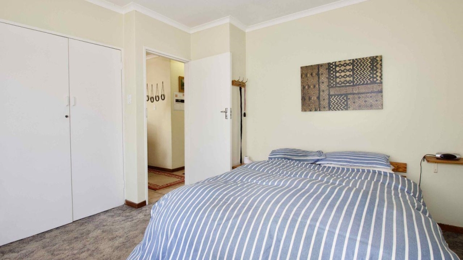 2 Bedroom Property for Sale in Die Hoewes Gauteng