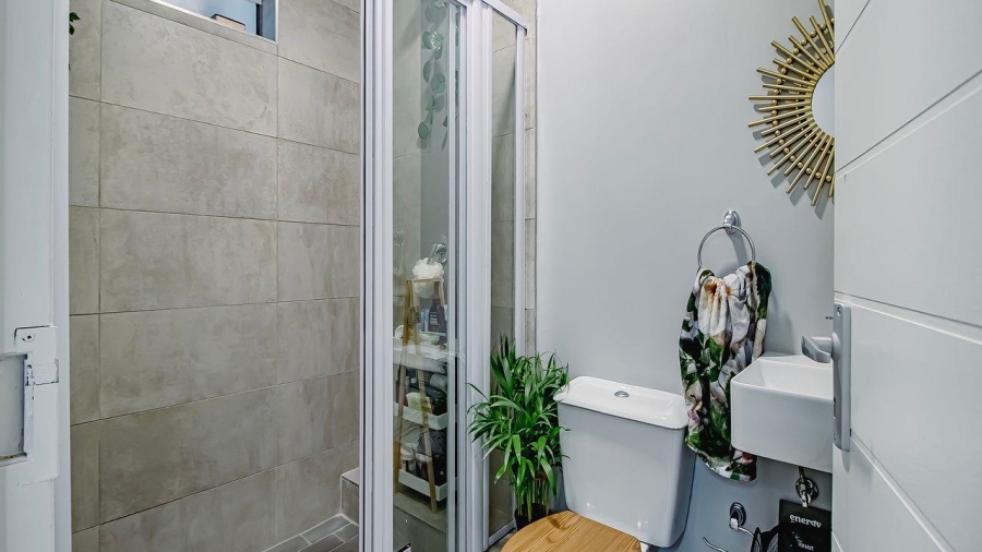 1 Bedroom Property for Sale in Lyttelton Manor Gauteng