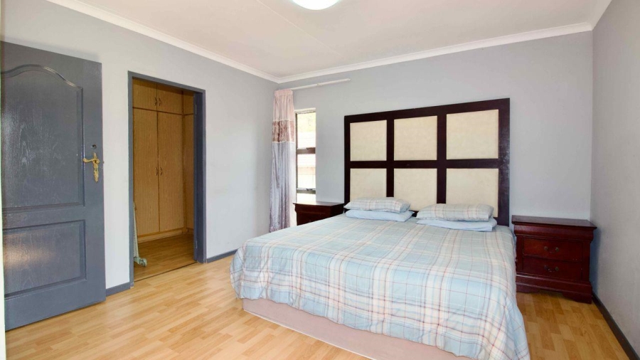 4 Bedroom Property for Sale in Highveld Gauteng