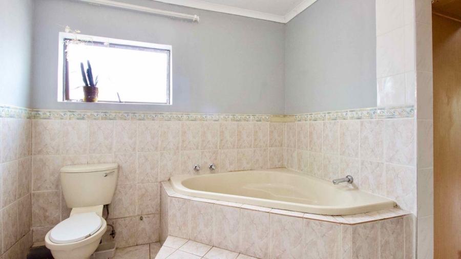 4 Bedroom Property for Sale in Highveld Gauteng