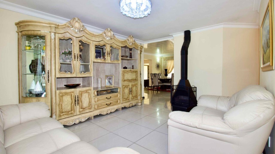 3 Bedroom Property for Sale in Highveld Gauteng