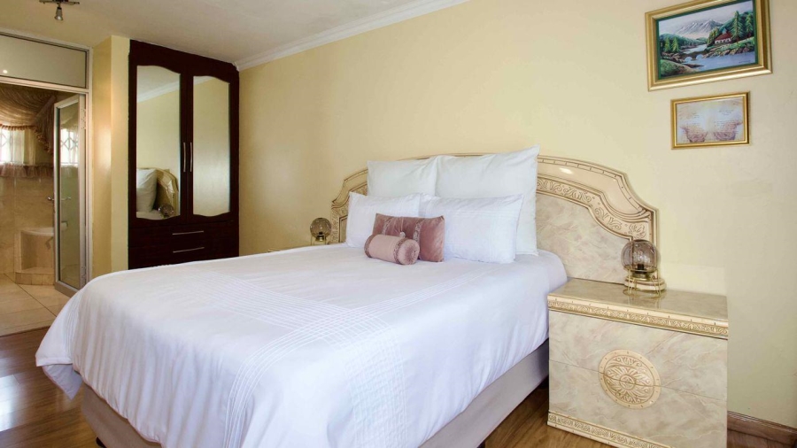 3 Bedroom Property for Sale in Highveld Gauteng