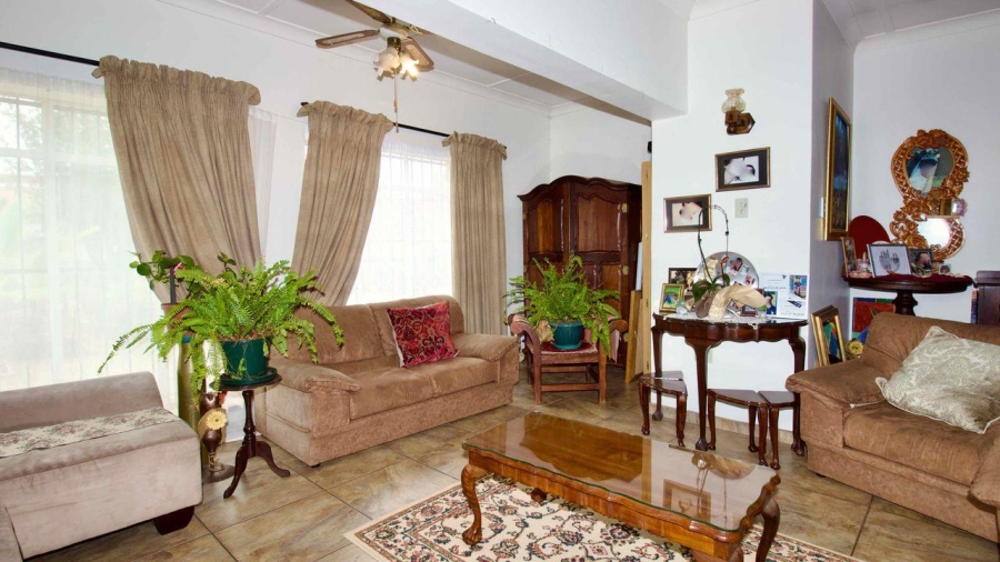 5 Bedroom Property for Sale in Lyttelton Manor Gauteng