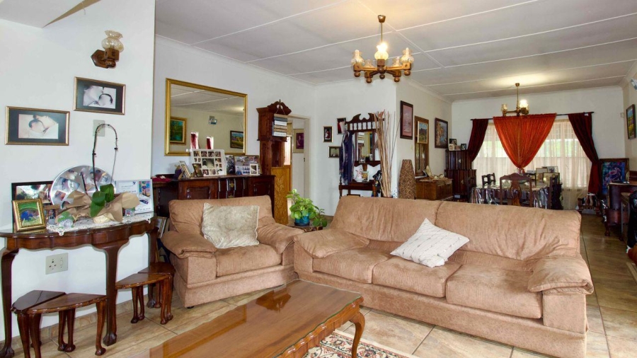 5 Bedroom Property for Sale in Lyttelton Manor Gauteng